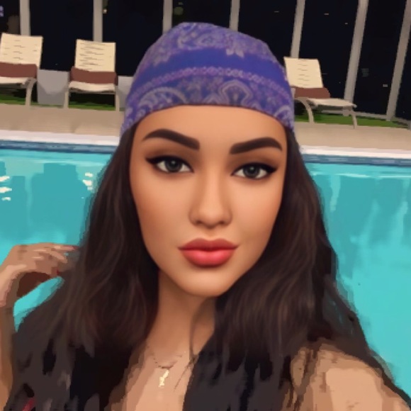 Meet your Posher, Nina - Picture 1 of 1